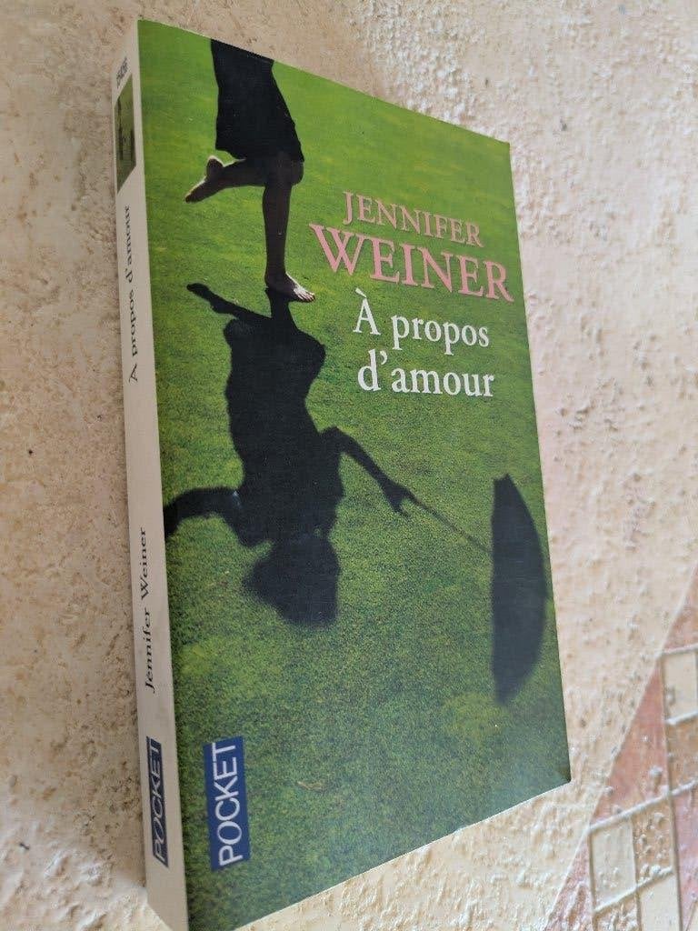 À propos d'amour (Jennifer Weiner)., Livres, Romans, Jennifer Weiner., Utilisé, Amérique, Envoi