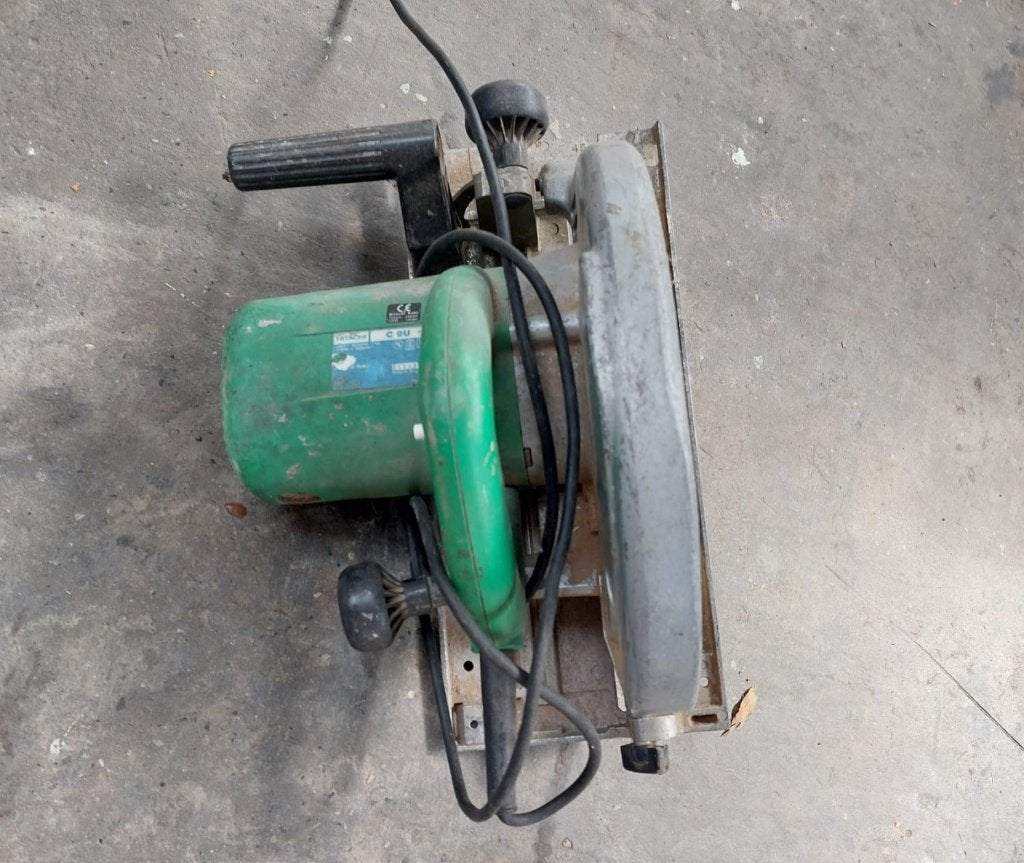 Hitachi afkortzaag., Doe-het-zelf en Bouw, Gereedschap | Handgereedschap, Ophalen, Gebruikt, Zaag, Overige merken