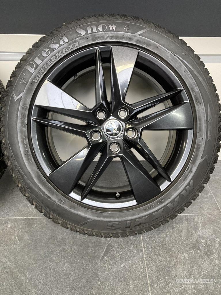 17” originele Skoda Superb B8 B9 velgen + winterbanden 5x112, Auto-onderdelen, Banden en Velgen, -, -, Banden en Velgen, 17 inch