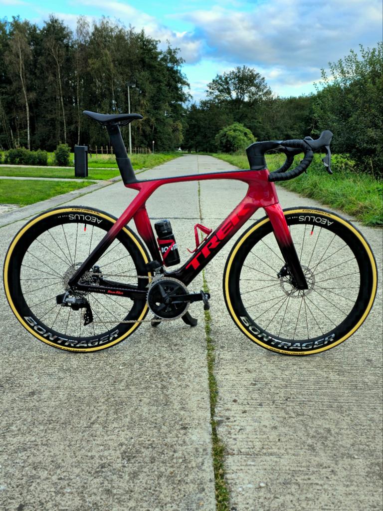 Trek Madone SLR6 AXS -58 -NIEUWSTAAT, Fietsen en Brommers, Fietsen | Racefietsen, Ophalen