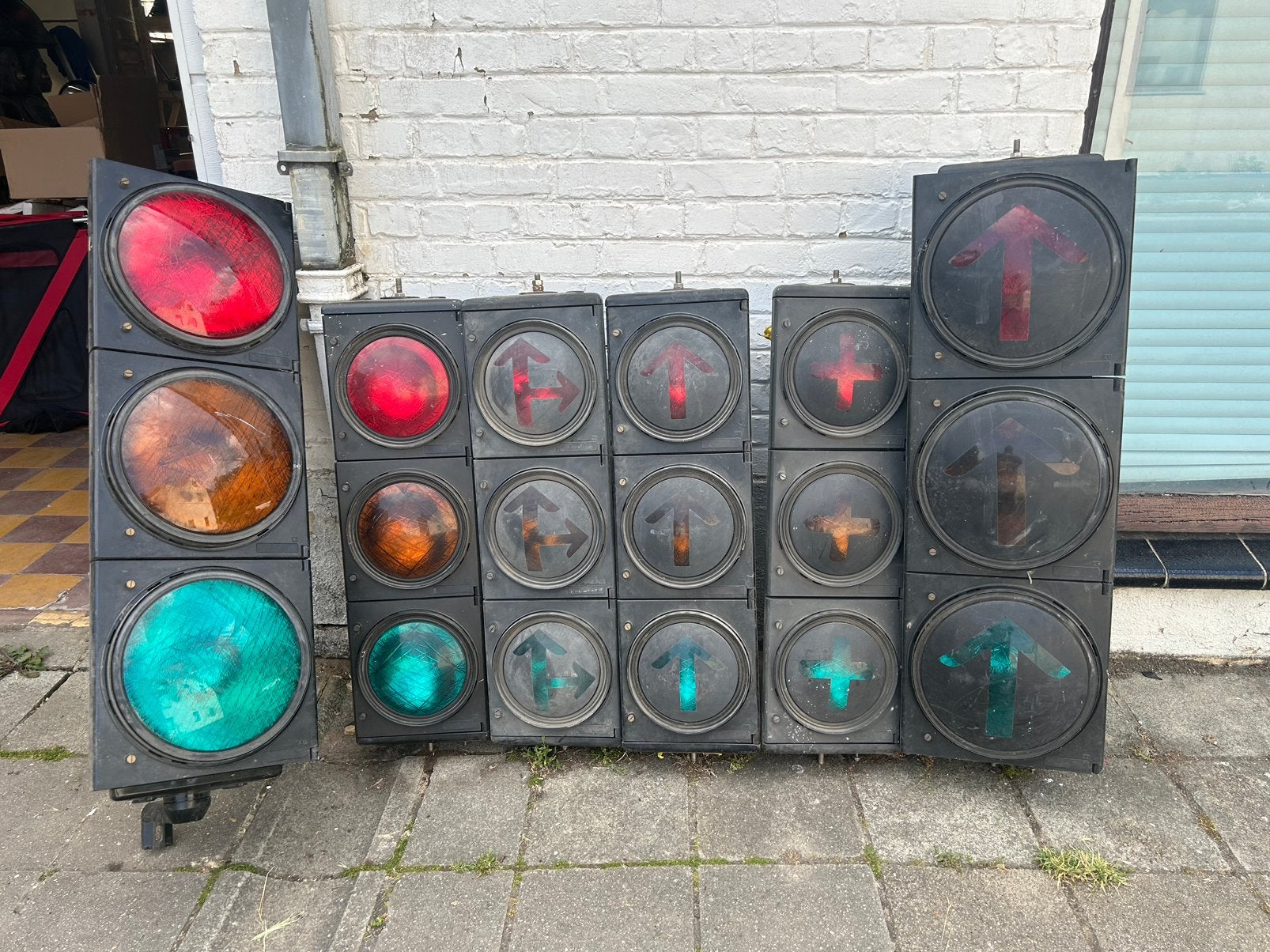 Driekleurige verkeerslichten voor voetgangers, kruizen,..., Ophalen, Zo goed als nieuw
