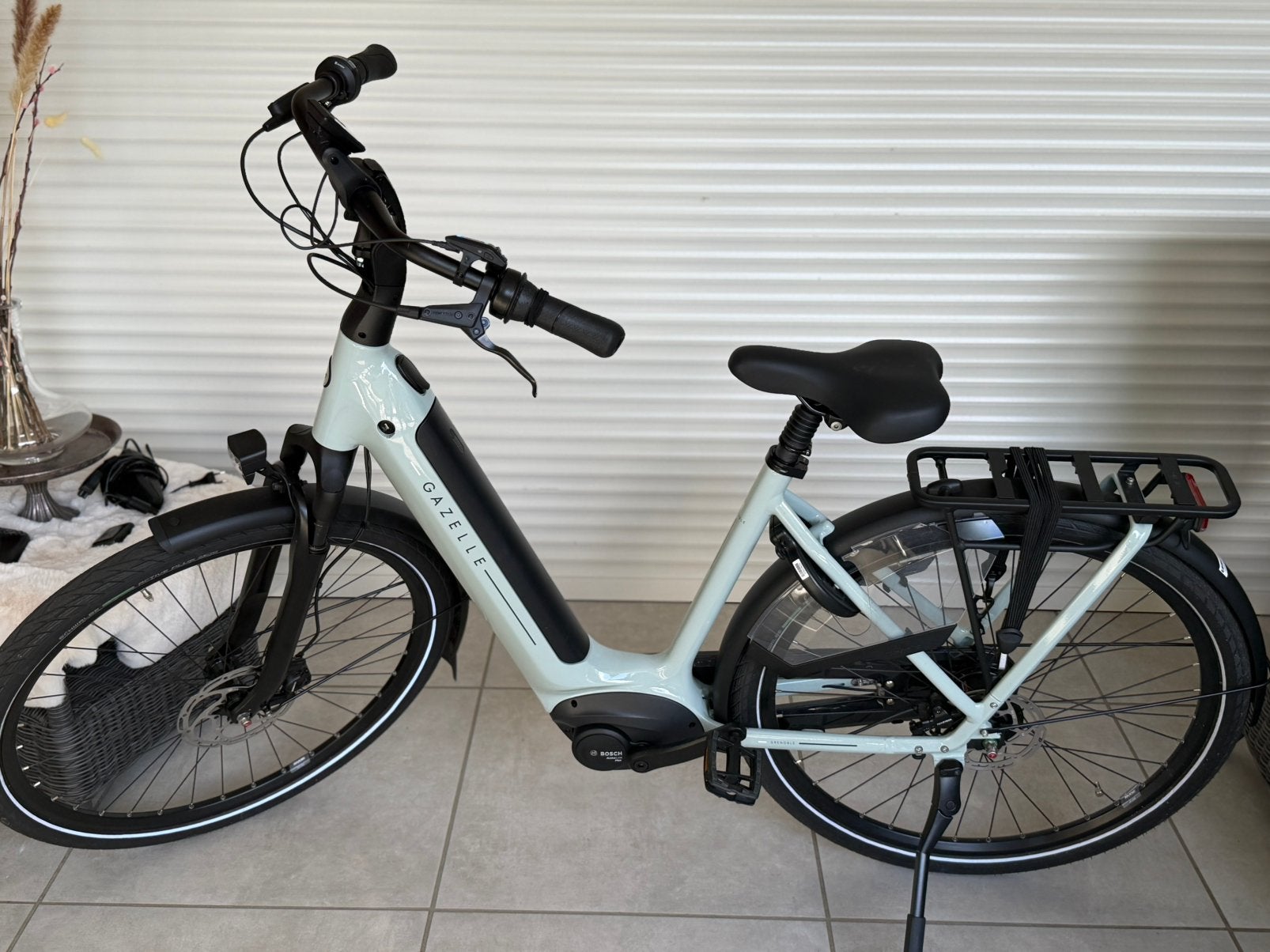 Gazelle Grenoble C8 hmb, Fietsen en Brommers, Elektrische fietsen, Ophalen, Zo goed als nieuw, Gazelle