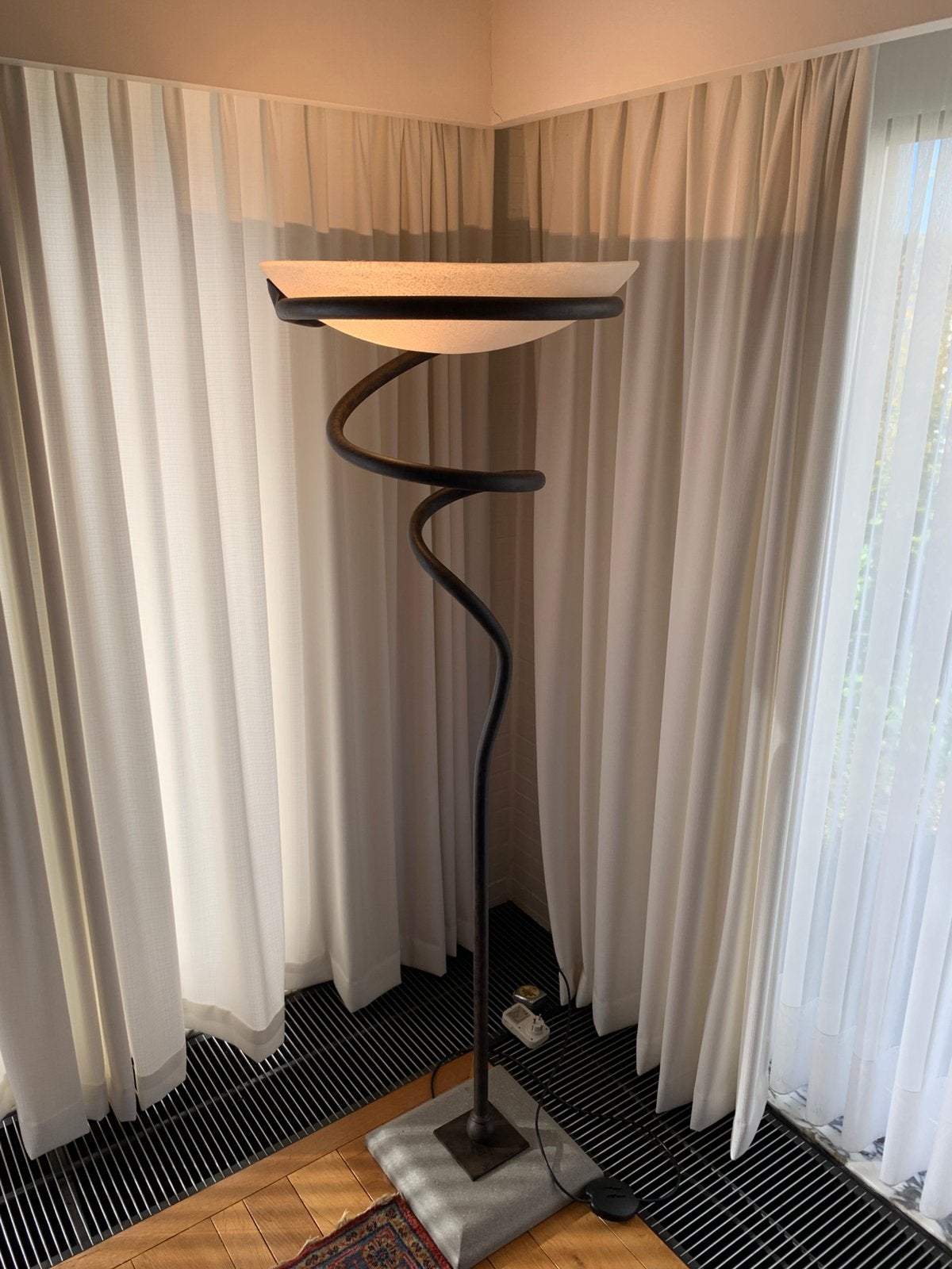 Alfea staanlamp met dimmer op zware sokkel, Huis en Inrichting, Ophalen, Zo goed als nieuw