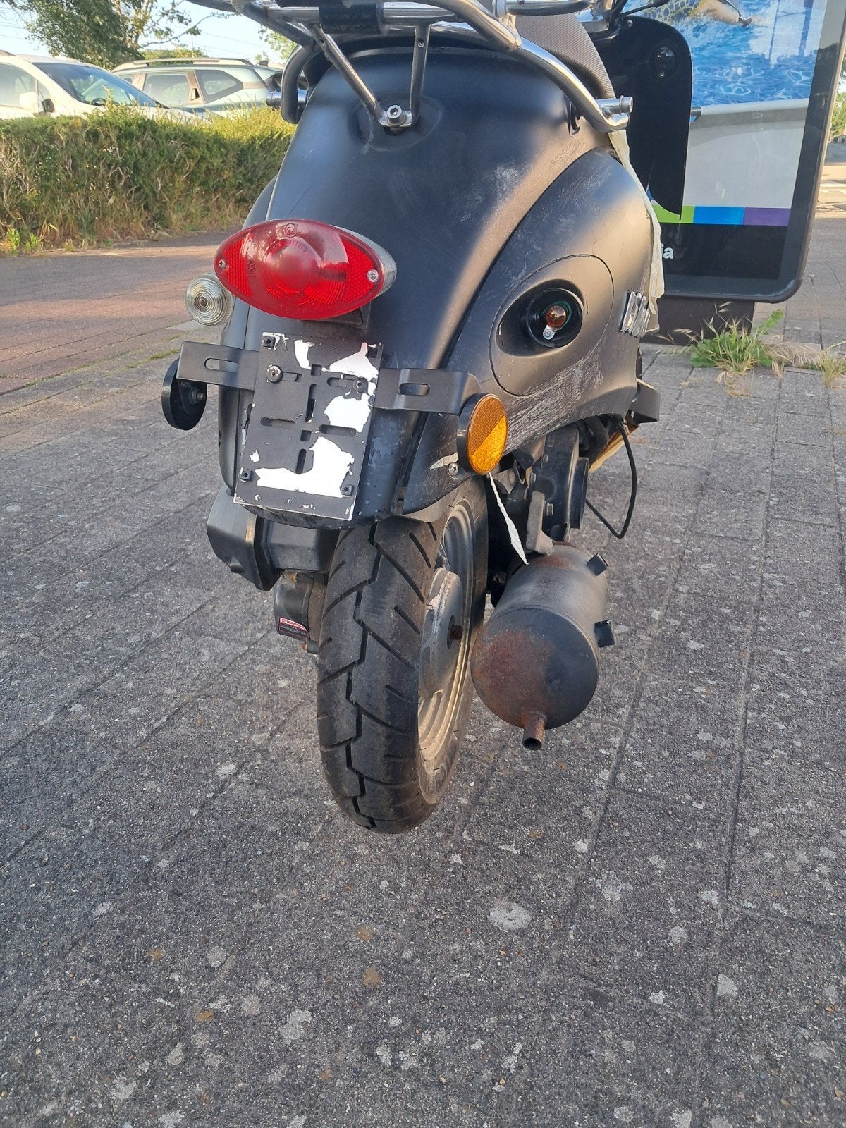 Di Lucio scooter voor onderdelen - NIEUWE BANDEN
​Beschrijvi, Ophalen