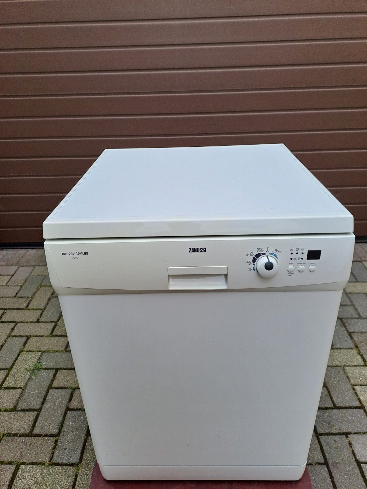 Vaatwasser Zanussi ZDF 3020, Enlèvement