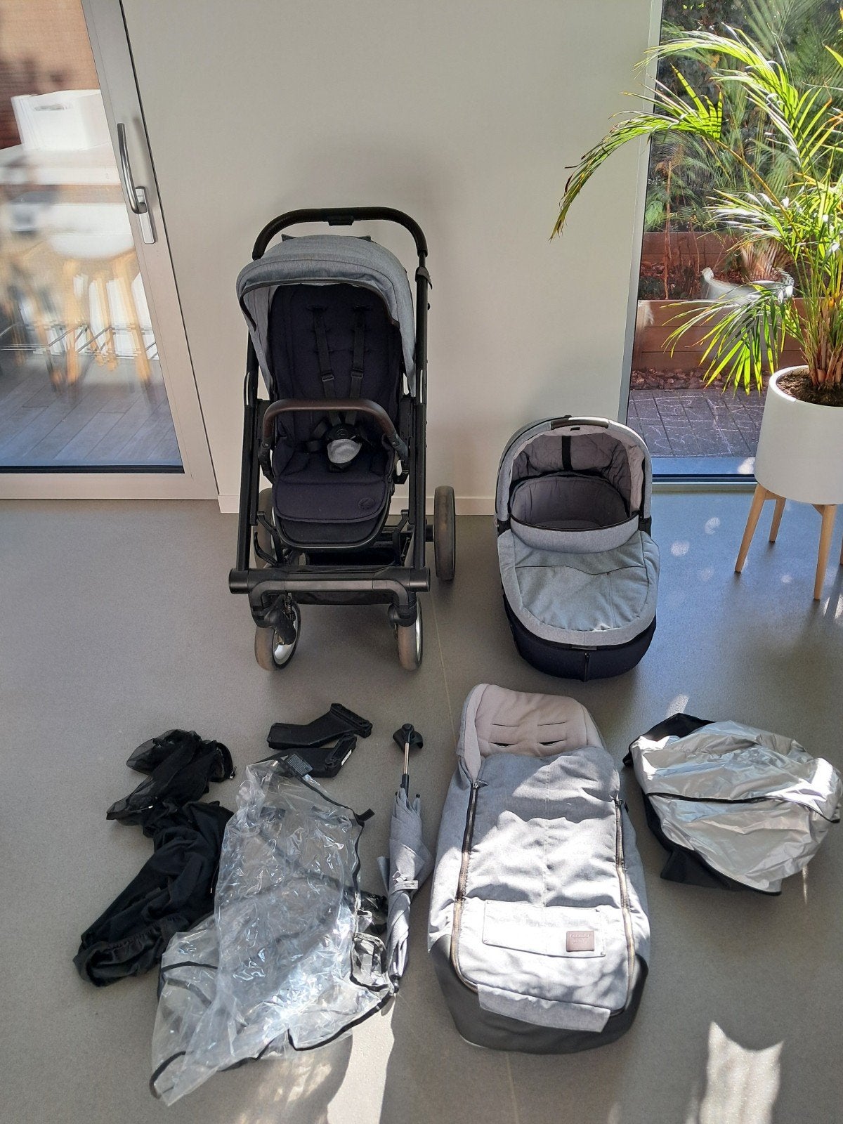 Mutsy I2 3-in 1 buggy in mooie staat, Ophalen, Zo goed als nieuw, Combiwagen, Mutsy