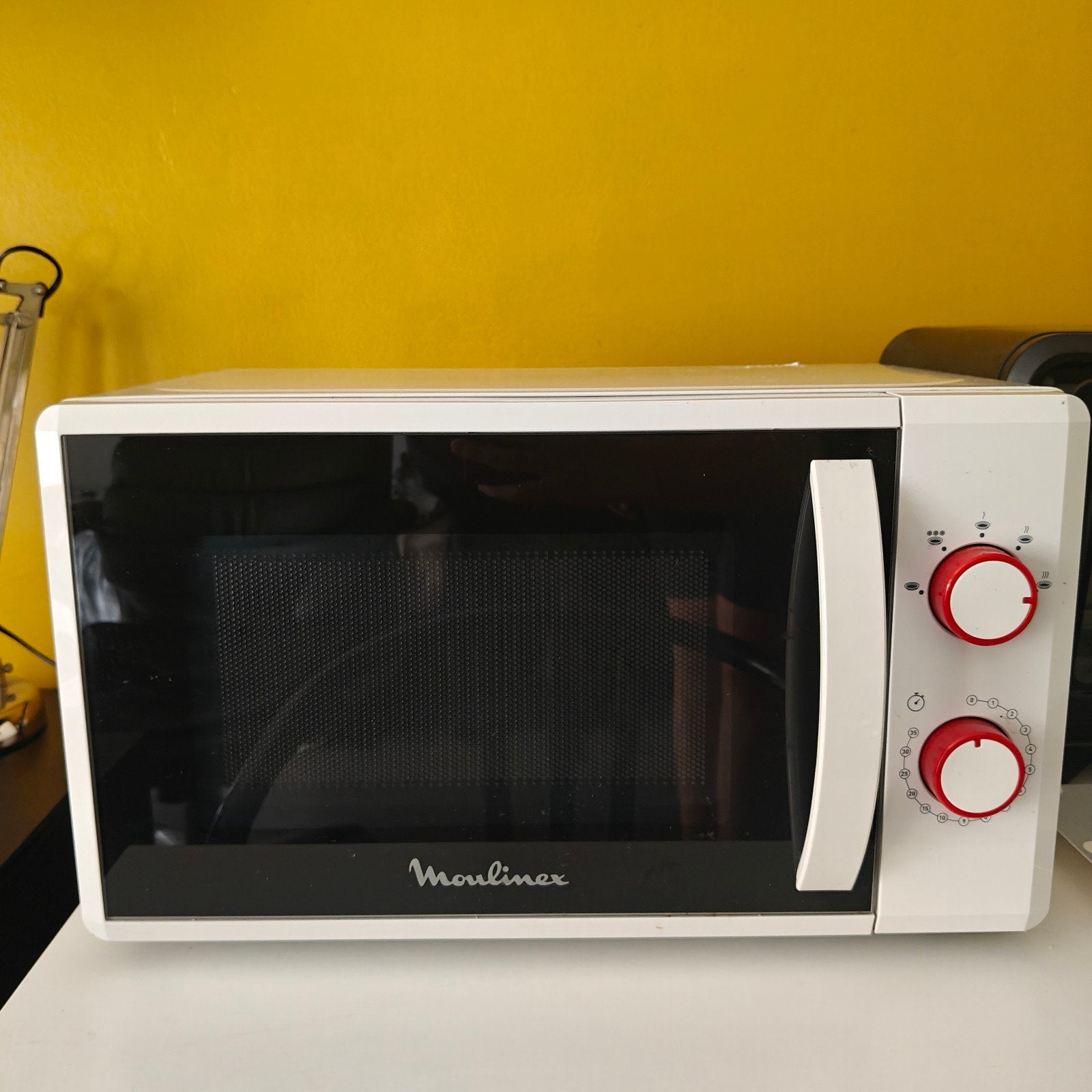 Microgolfoven Moulinex, Electroménager, Micro-ondes, Enlèvement, Utilisé, Autoportant, Micro-ondes