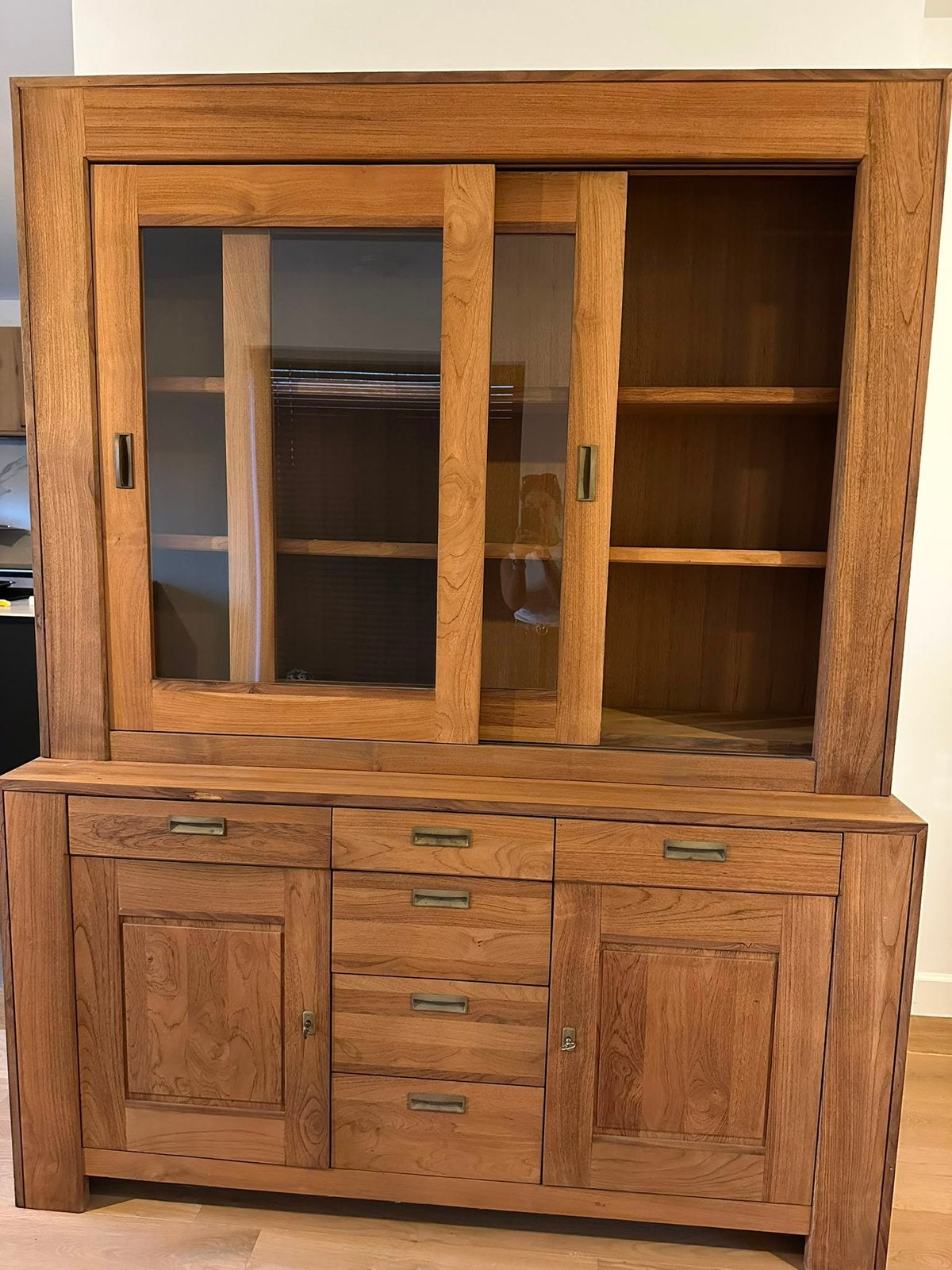 Massief grenen vitrinekast / buffetkast – zeer goede staat, Huis en Inrichting, Kasten | Buffetkasten, Zo goed als nieuw, 200 cm of meer