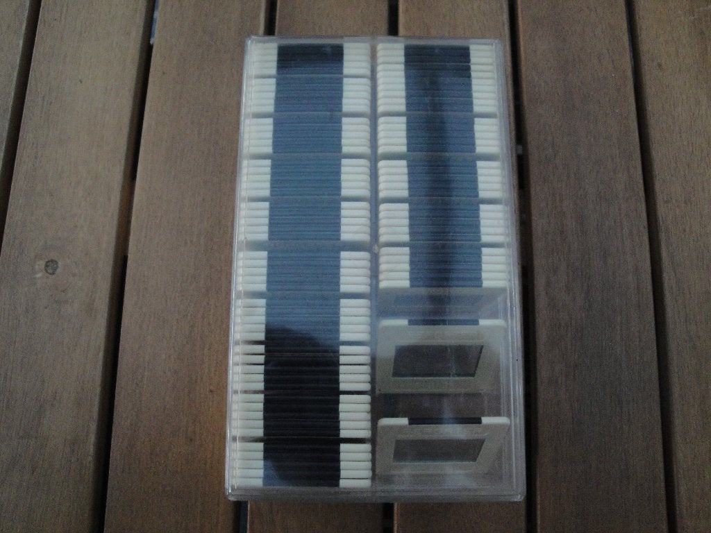 DIAPOSITIVES 82 CACHES EN PLASTIC DUR ET VERRE, Audio, Tv en Foto, Ophalen, Nieuw