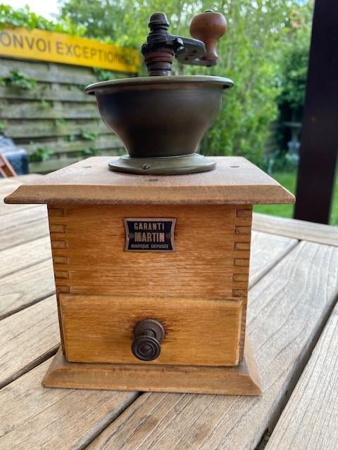Oude koffiemolen , tafelmodel, Ophalen of Verzenden