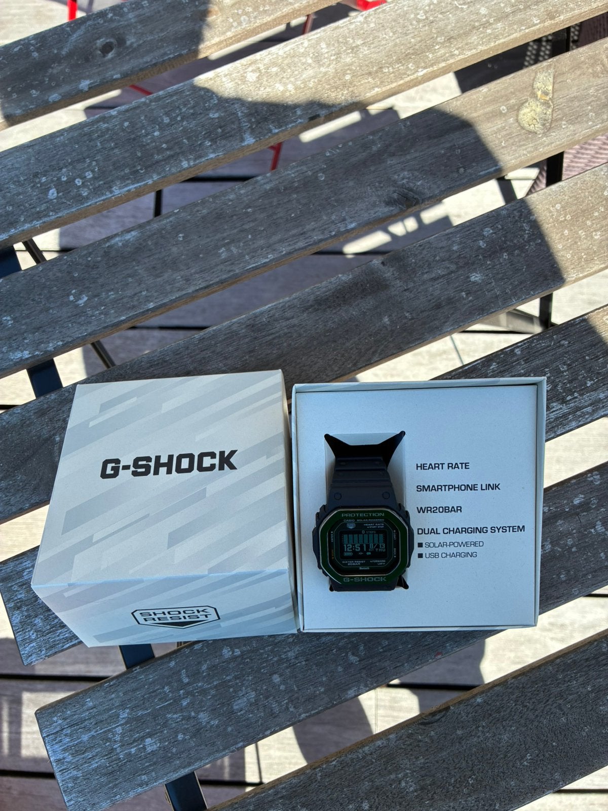 Casio DW-H5600MB-1, Handtassen en Accessoires, Horloges | Heren, Casio, Staal, Polshorloge, Nieuw