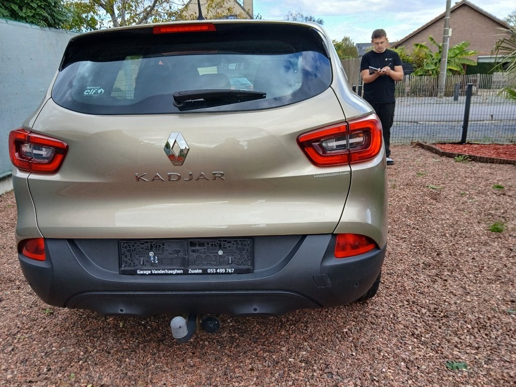 Goed onderhouden, weinig km , schadeloos  RENAULT KADJAR, Auto's, Voorwielaandrijving, Kadjar, Overige kleuren, 96 kW