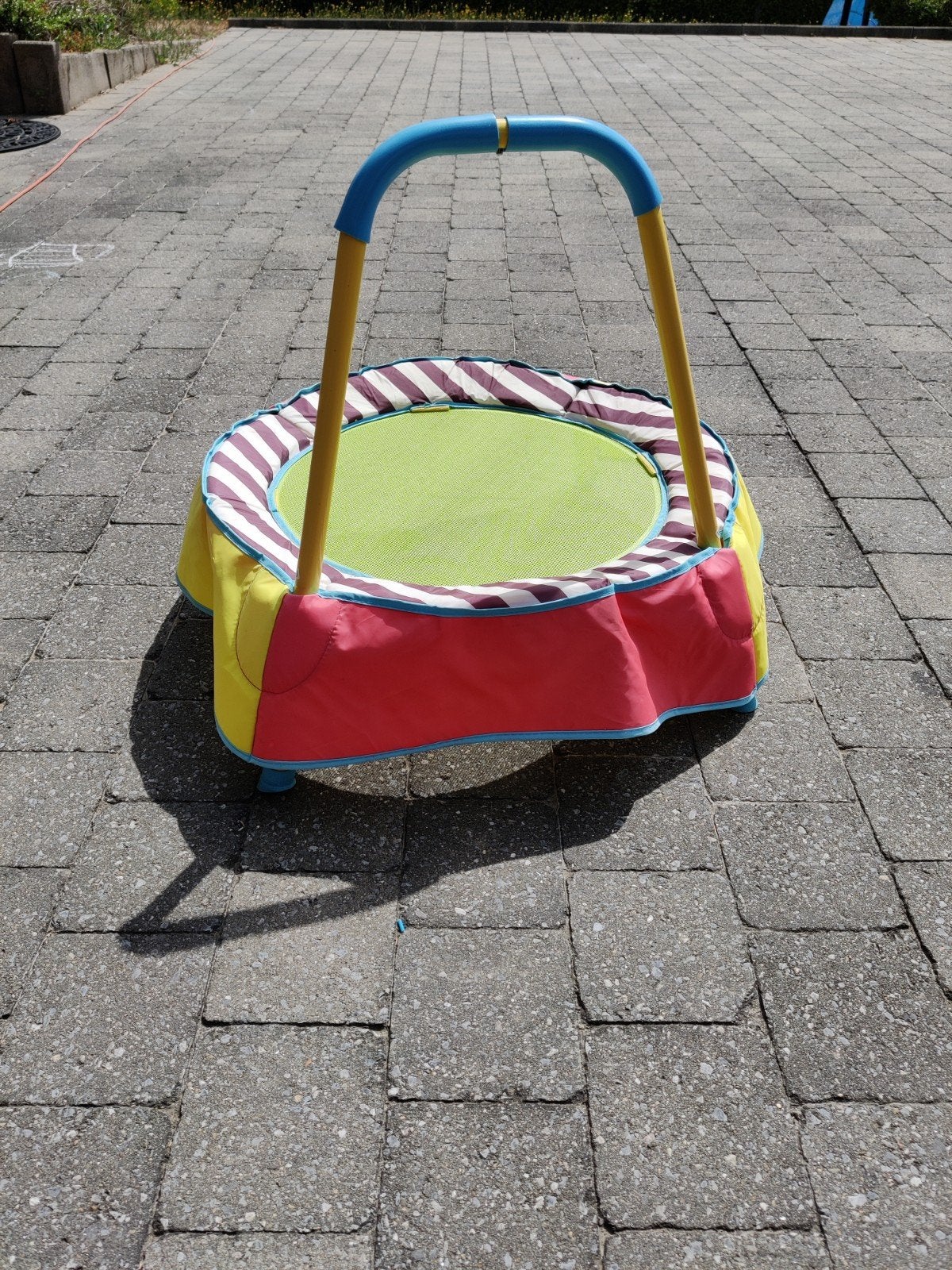 Kleutertrampoline, Enfants & Bébés, Jouets | Extérieur | Jouets en vrac, Enlèvement
