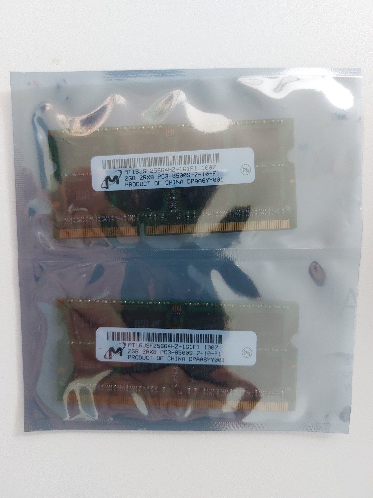 (4 GB) Micron 2 x 2GB DDR3 Laptop RAM (SO-DIMM) – PC3-8500S, Enlèvement ou Envoi, DDR3, Utilisé, 2 GB