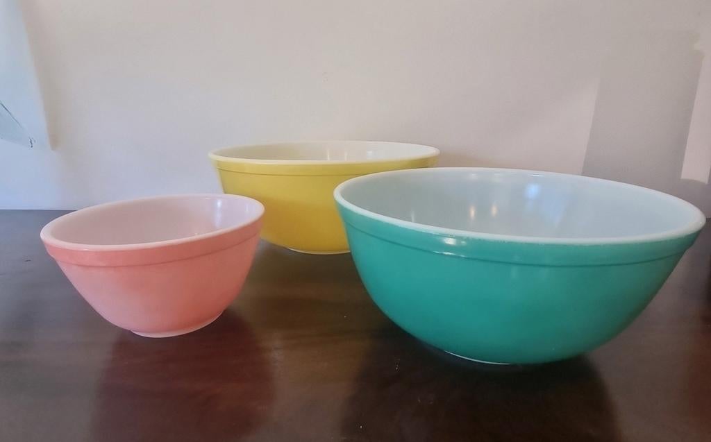3 BOLS EN PYREX COLORÉ, Enlèvement ou Envoi