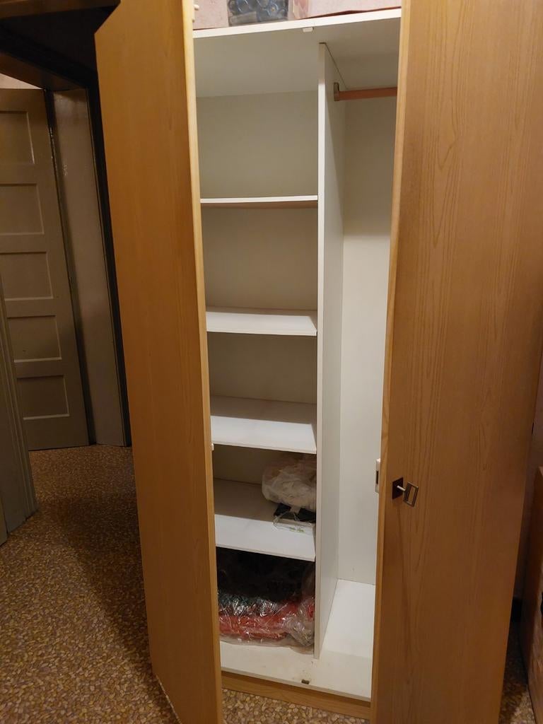 Kast, Ophalen