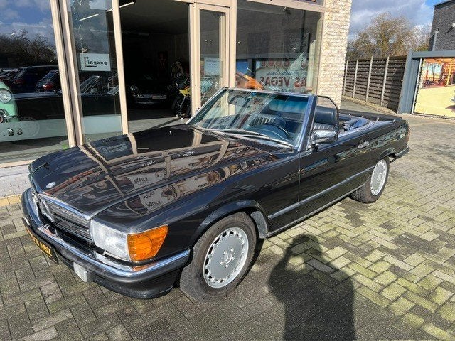 Mercedes 560 SL, Cuir, Achat, 2 places, 5491 cm³