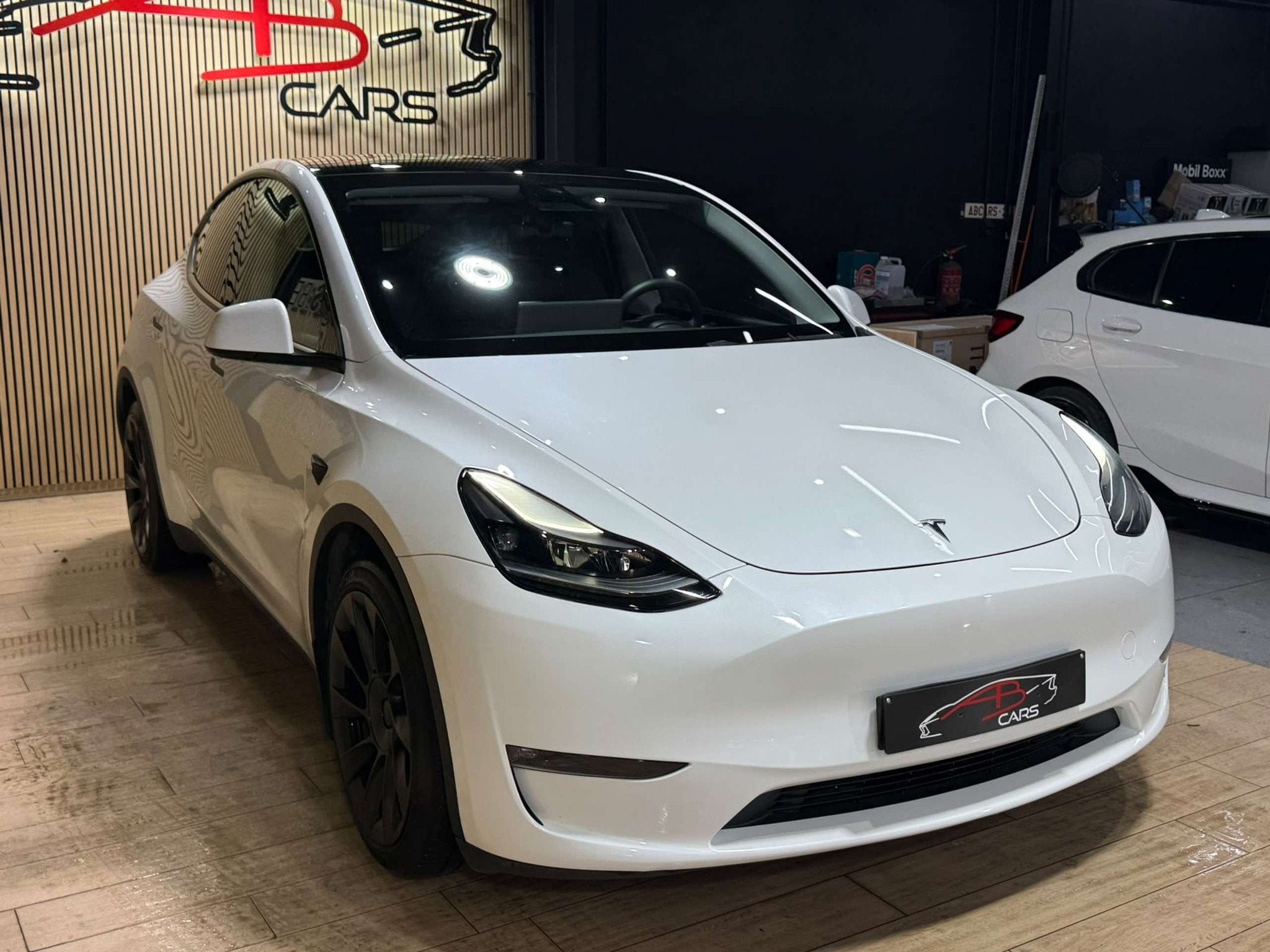 Tesla Model Y GRANDE 75 kWh (378 kW) * GARANTIE 12 MOIS * 1E, Autos, Achat, Noir, 5 portes, 5 places