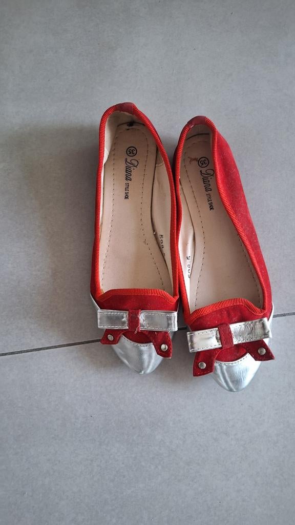 Ballerina Diana Style Shoe, Diana Style Shoe, Gedragen, Rood, Ballerina's