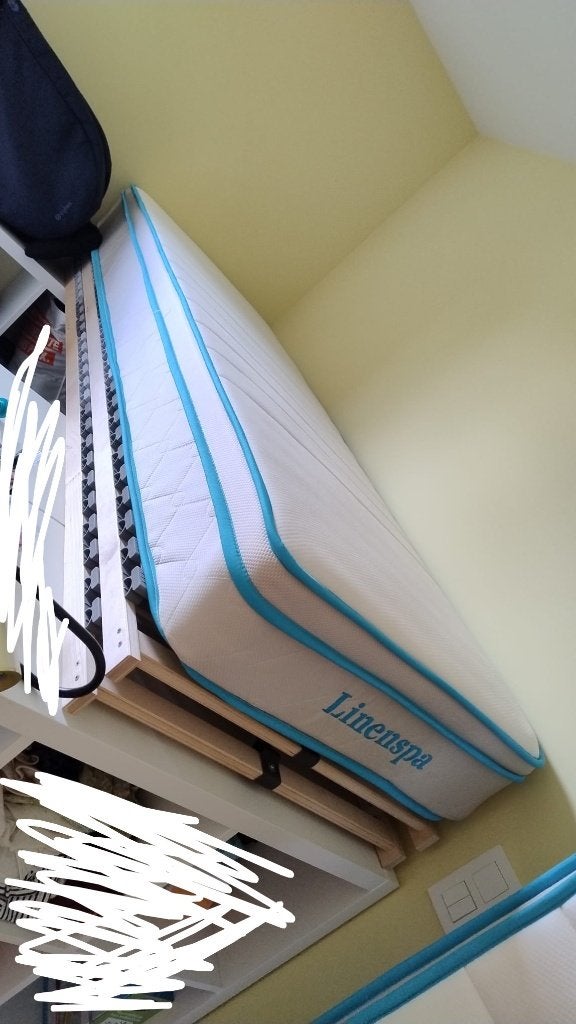 Deux matelas et cadres de lit de 70 x 200 cm (presque neufs), Neuf, Matelas, Une personne, Enlèvement