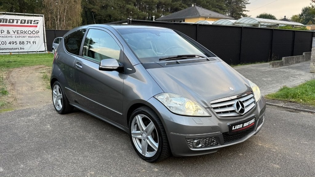 Mercede Benz A 200 Turbo | Sport - 193 PK | Xenon - Airco |, Auto's, Voorwielaandrijving, Dealer onderhouden, Beige, 4 cilinders