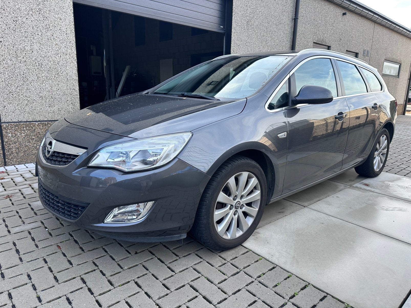 Opel Astra 1.7cdti, https://public.car-pass.be/vhr/53923b6f-f94a-448f-84d1-2b7defcb2236, Euro 5, Bedrijf, Diesel