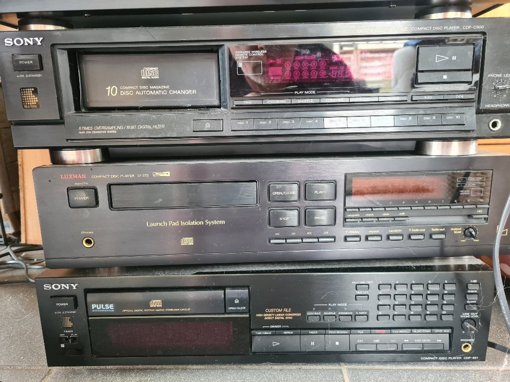 3 cd spelers, hebben nazicht nodig luxman d373, TV, Hi-fi & Vidéo, Lecteurs CD, Envoi, Ne fonctionne pas, Autres marques, Changeur