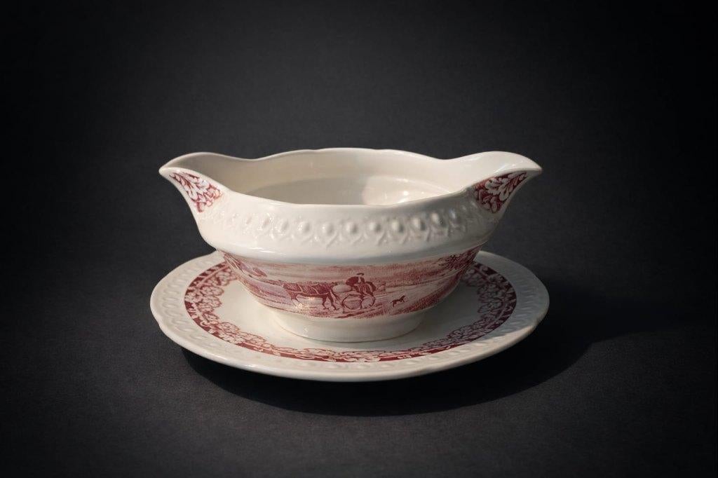 Saucière "Boerenhoeve" Société Céramique Maestricht., Antiquités & Art, Antiquités | Céramique & Poterie, Enlèvement