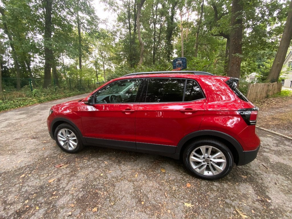VW T-CROSS NEUVE, Autos, Volkswagen, Rouge, Carnet d'entretien, Noir, 5 portes