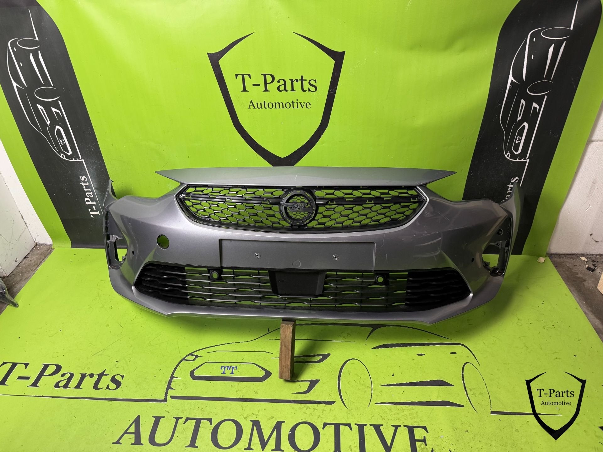 opel corsa F GS line voorbumper bumper 6X PDC, Gebruikt, Opel Automobile GmbH, Kontakt@opel-infoservice.de, Bumper