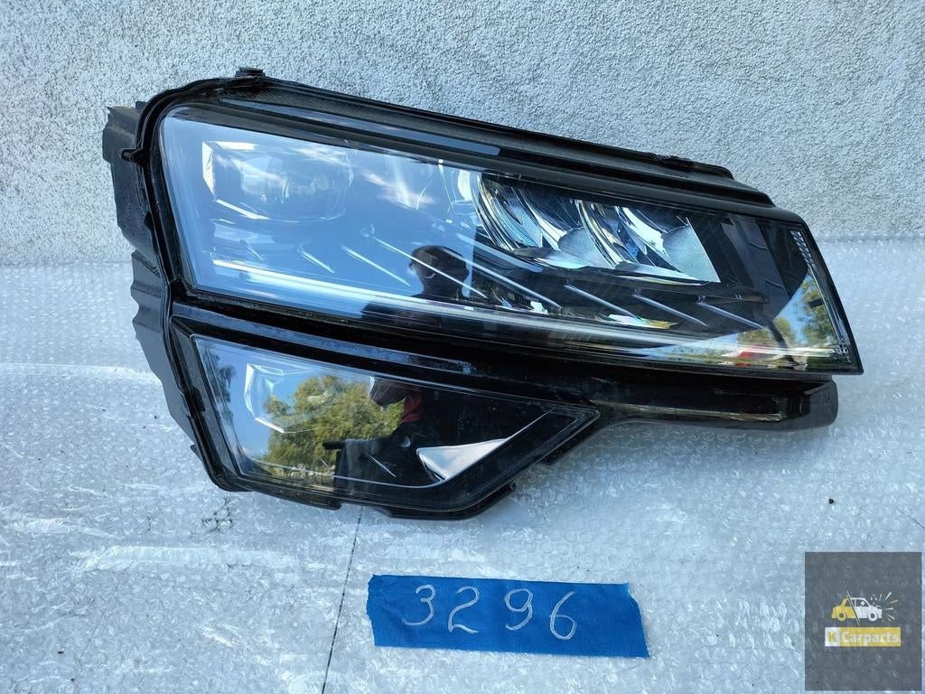 KAROQ, SKODA KAROQ PHARE ENTI REMENT LED DROIT, Autos : Pièces & Accessoires, Éclairage, Skoda, Utilisé