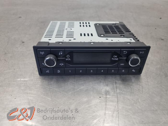 Radio d'un Ford Transit Custom, Autos : Pièces & Accessoires, Électronique & Câbles, Ford, Utilisé, 3 mois de garantie, Enlèvement ou Envoi