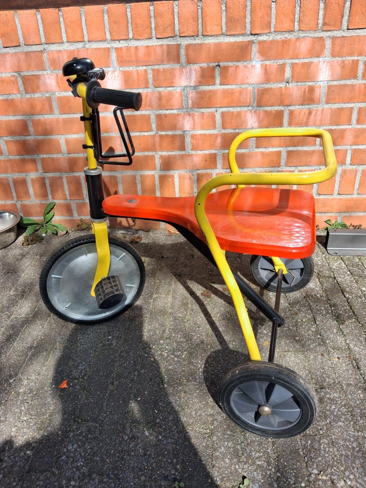 schattige driewieler, Ophalen
