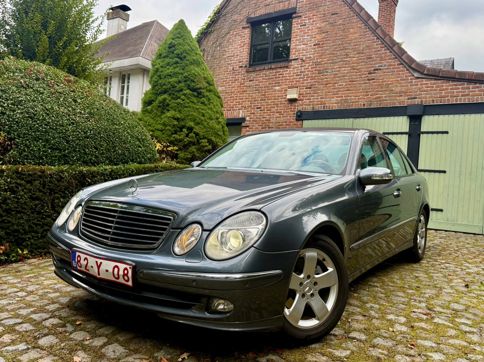 Mercedes E-classe 220 CDI “Avantgarde” Automaat 155 000 km’s, Achat, Beige, Entretenue par le concessionnaire, Beige