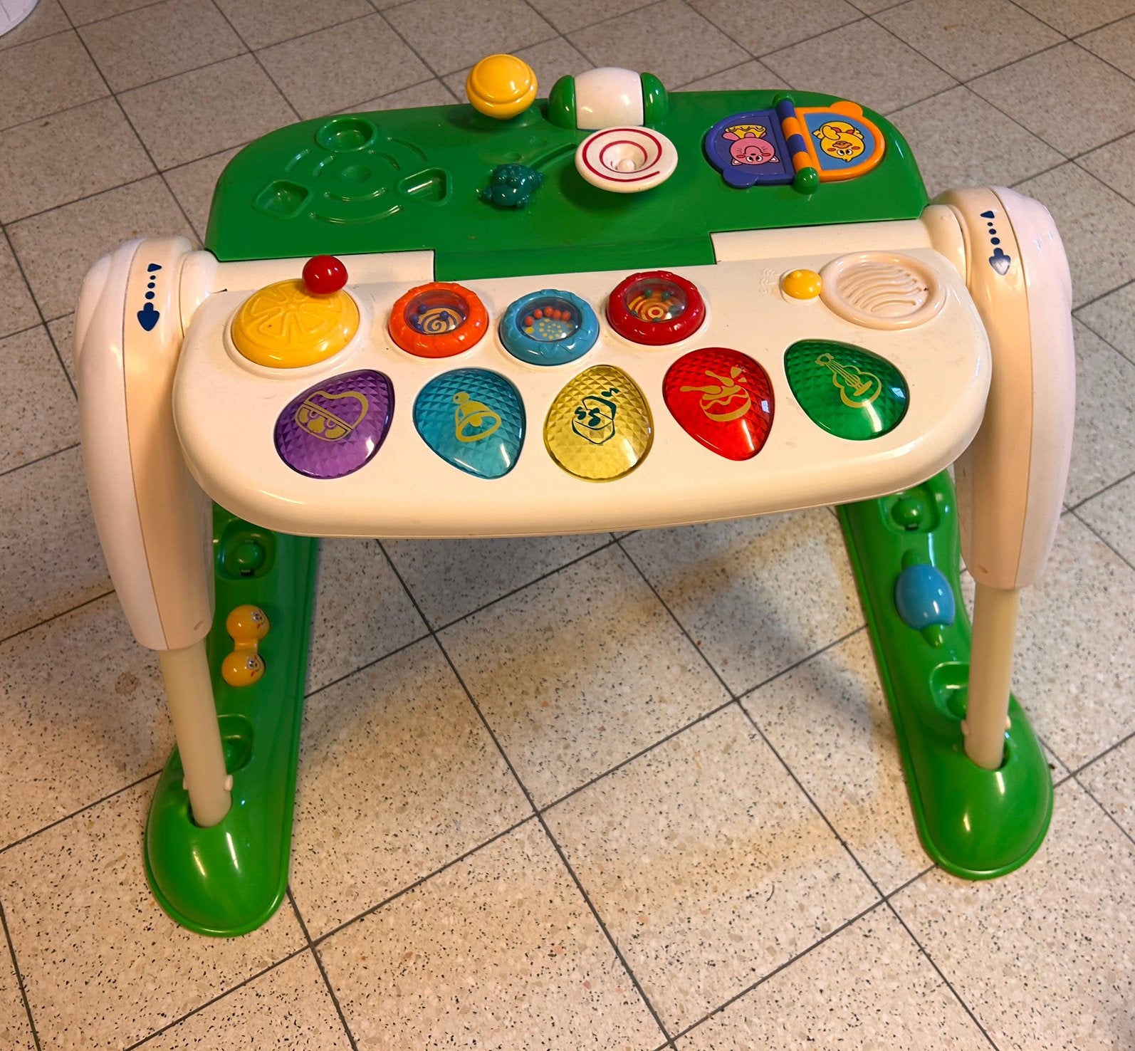 Chicco Baby Gym Deluxe 3-in-1 Interactieve speeltafel, Kinderen en Baby's, Ophalen, Gebruikt