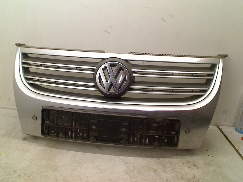 CALANDRE R-Line mat chrome Touran (1T1 / T2) (1T0853651BM), Volkswagen, Volkswagen AG, Utilisé, Kundenbetreuung@volkswagen.de