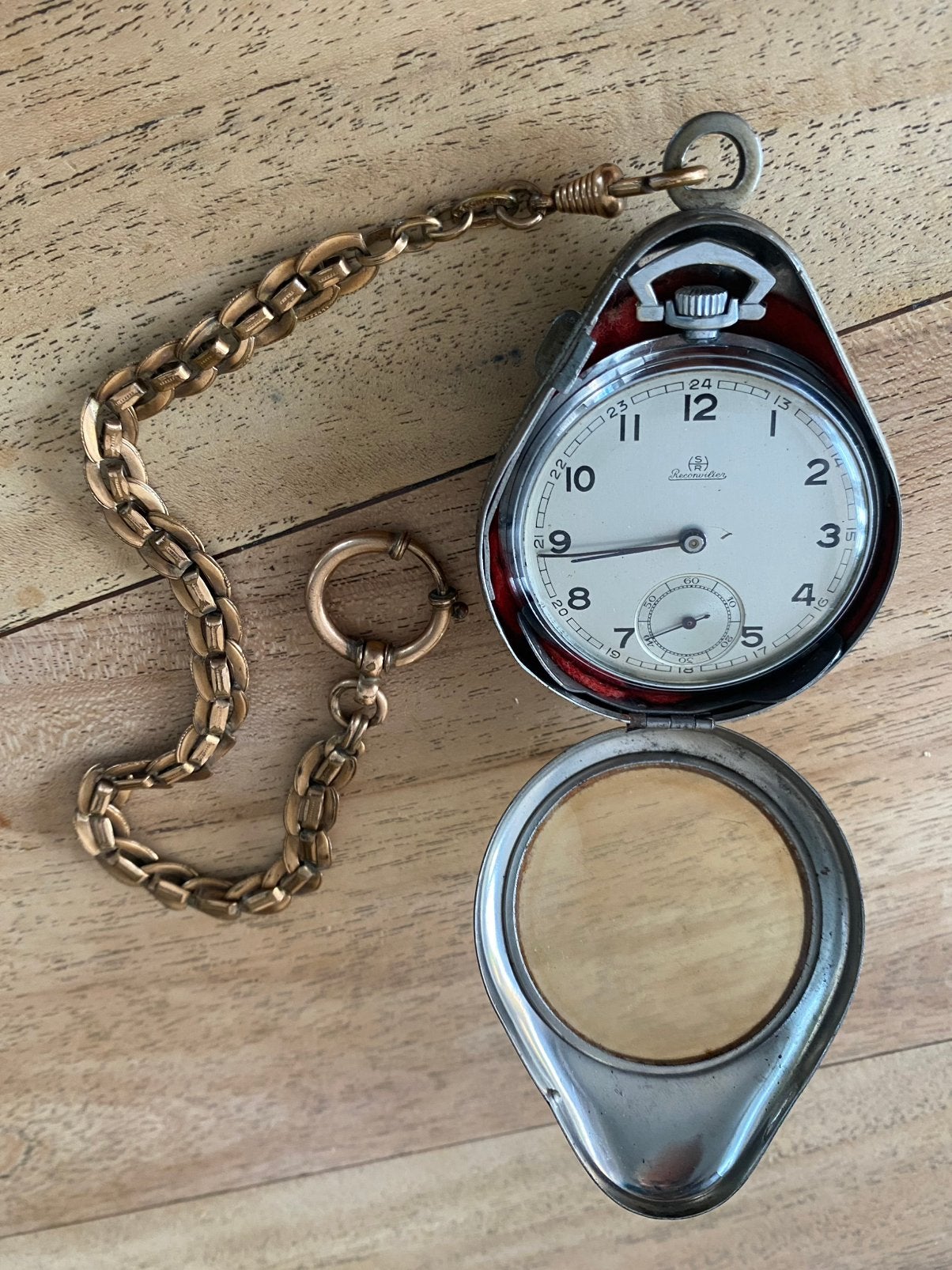 Antiek horloge v van +- 65 jaar oud in staat, Ophalen