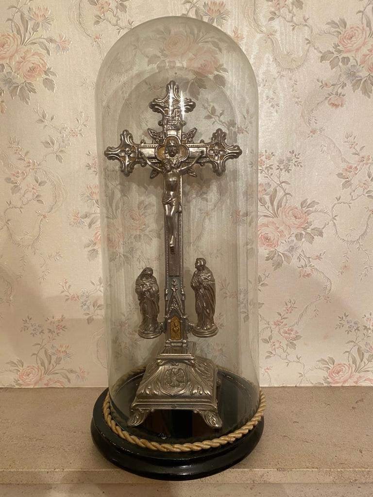 Kruisbeeld onder stolp, Antiek en Kunst, Antiek | Religieuze voorwerpen, Ophalen