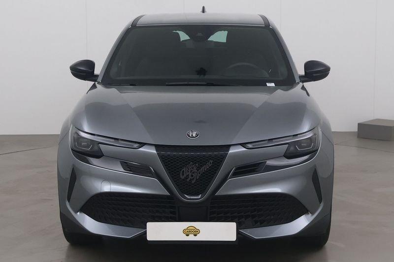 Alfa Romeo Junior E- 54 kwh 156 AT, Autos, Alfa Romeo, Argent ou Gris, Achat, Autre, Noir