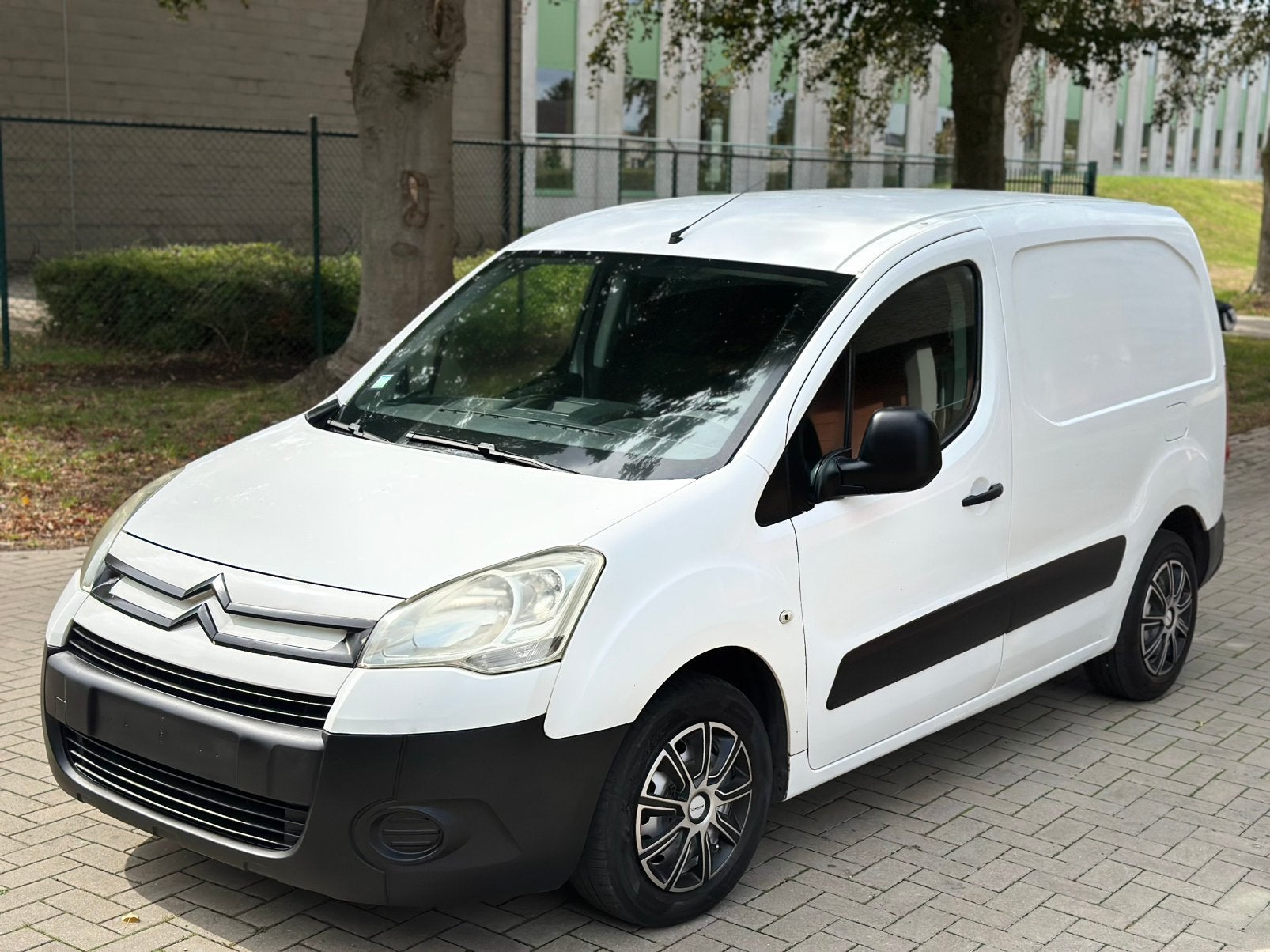 Citroën berlingo 1.6HDI Trekhaak Gekeurd Voor verkoop, Auto's, Citroën, Particulier, Onderhoudsboekje, Te koop