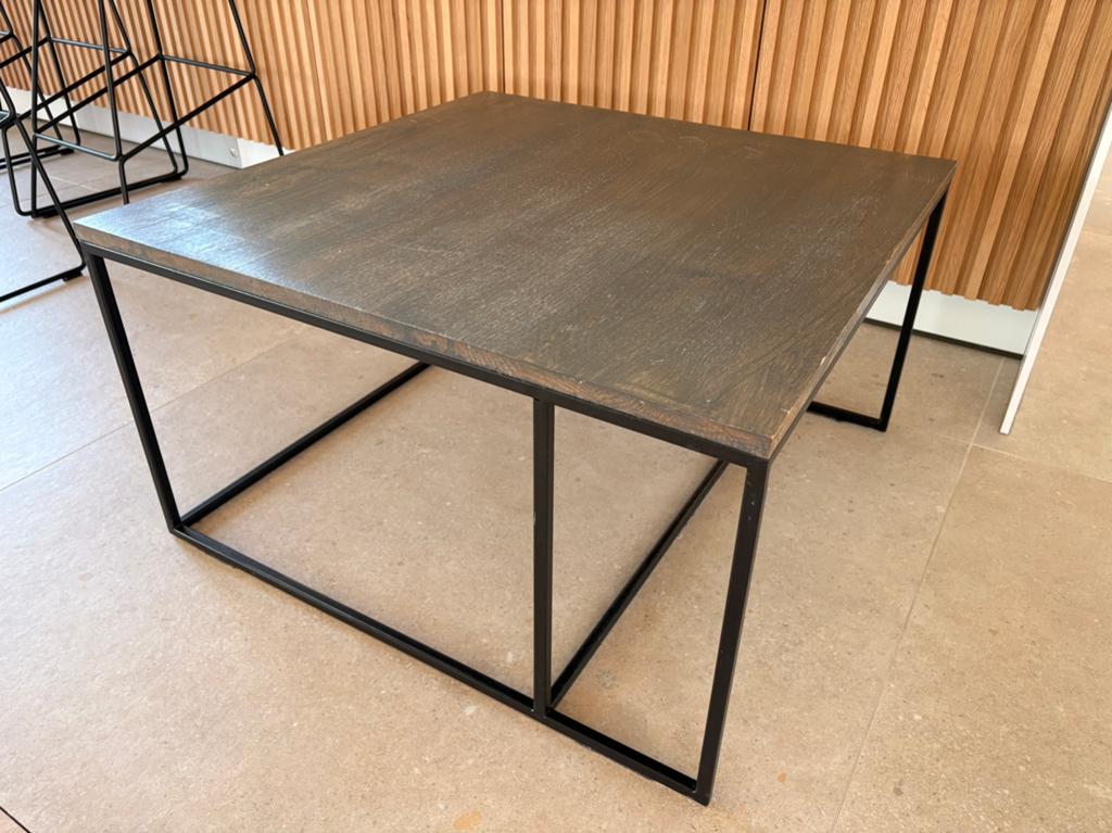 Salontafel met stalen onderstel, Huis en Inrichting, Ophalen, 50 tot 100 cm, Vierkant, 50 tot 100 cm