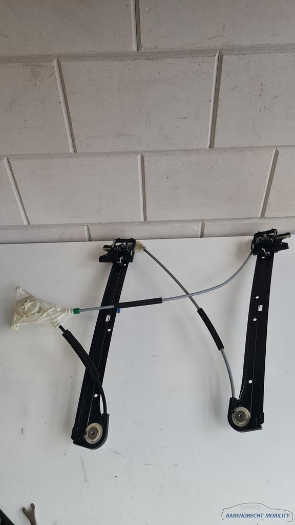 Audi A3 8V raammechanisme raam mechanisme motor ruit mechani, Gebruikt, AUDI AG, Auto-Union-Strasse 1
85045  Ingolstadt, DE, Audi