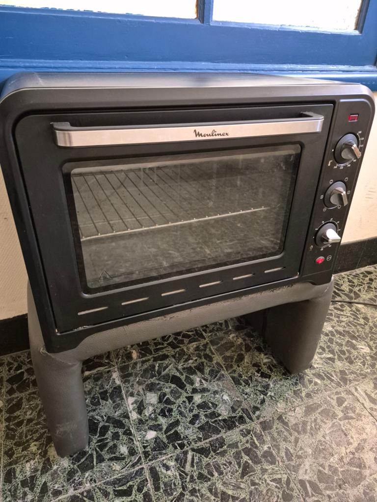 Moulinex oven van 60 liter - Model Optimo Series 037, Ophalen of Verzenden, Mini-oven