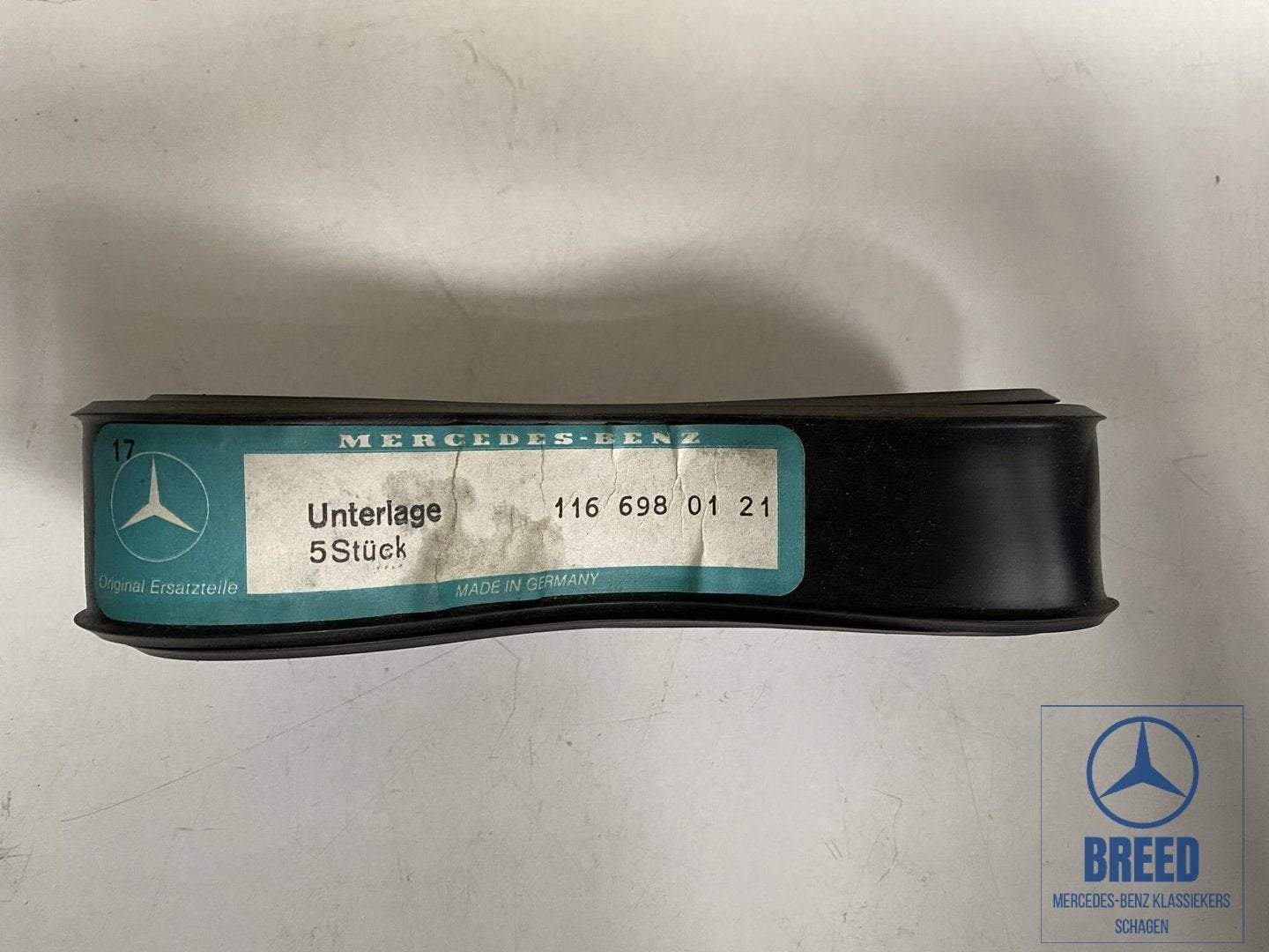 NOS onderlegger dorpellijst links voor Mercedes-Benz W116 SE, -, Nieuw, Ophalen of Verzenden, -