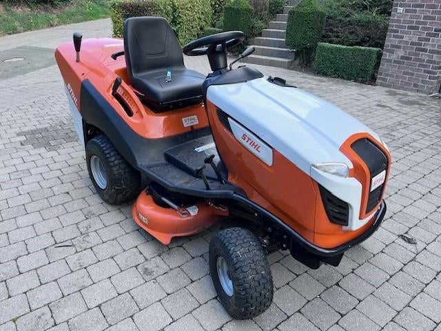 Tracteur tondeuse STIHL RT 5097 Z, Enlèvement, Comme neuf, Stihl, 90 à 120 cm