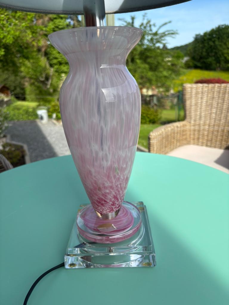 Belle lampe murano, Enlèvement