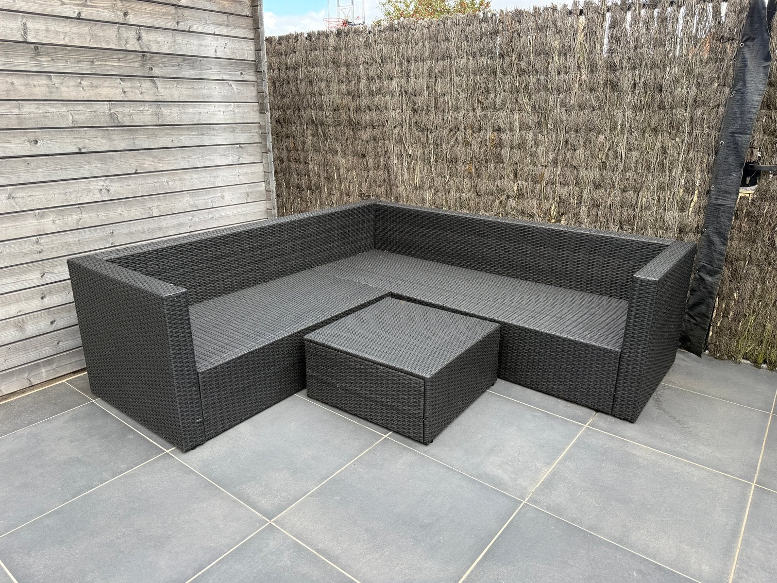 Loungeset met bijzettafel - antraciet, 5 personen, Tuin en Terras, Ophalen, 5 zitplaatsen, Bijzettafel, Zo goed als nieuw