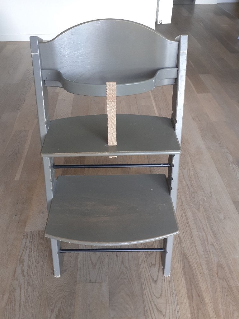 Treppy eetstoel met adapter voor draagbare autostoel, Ophalen, Gebruikt, Meegroeistoel, Gordel(s)