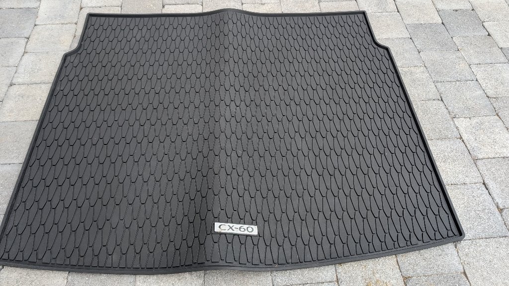 Filet pare-chien / bagages + tapis coffre Mazda CX-60., Enlèvement ou Envoi, Neuf