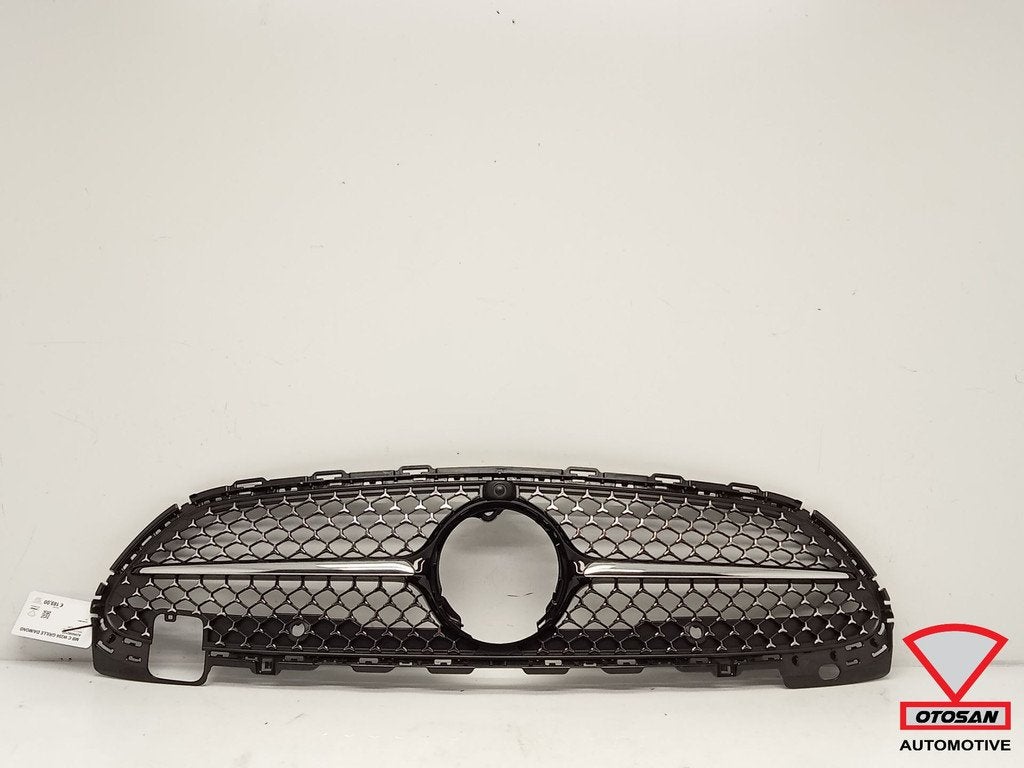 Mercedes C Klasse W206 Grille Daimond A2068882100, Gebruikt, Mercedes-Benz AG, Mercedes-Benz, Mercedesstrasse 120
70372  Stuttgart, DE